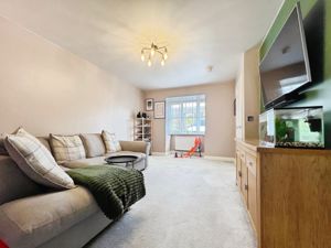 Lounge- click for photo gallery